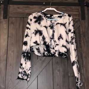 Joah Brown Cookie and Cream Crop long Sleeve!